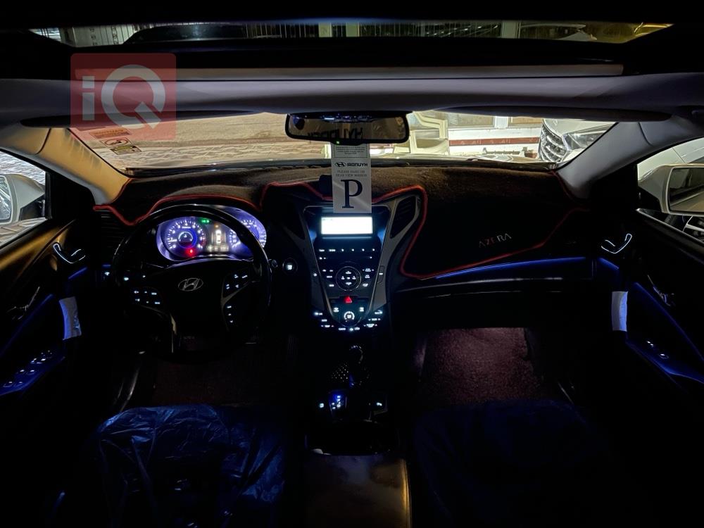 Hyundai Azera